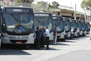 Motoristas de ônibus de BH encerram paralisação após acordo sobre FGTS - Foto: Divulgação/PBH