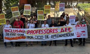 Professores da rede municipal de BH fazem paralisação e podem iniciar greve nesta sexta (6) - Foto: Sind-Rede/BH/Redes sociais