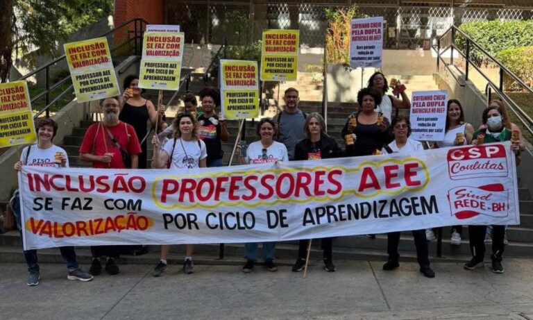 Prefeitura de BH desconta salários de professores em greve - Foto: Sind-Rede/BH/Redes sociais