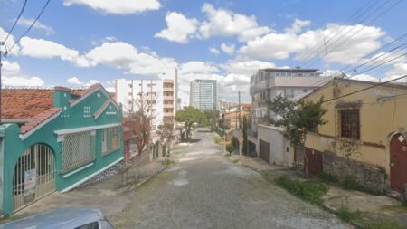 Ruas de quatro bairros de BH terão mão única; saiba quais - Foto: Reprodução/Google Street View
