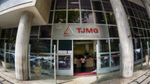 Mal-entendido mobiliza bombeiros no Tribunal de Justiça de Minas Gerais em BH - Foto: Robert Leal/TJMG