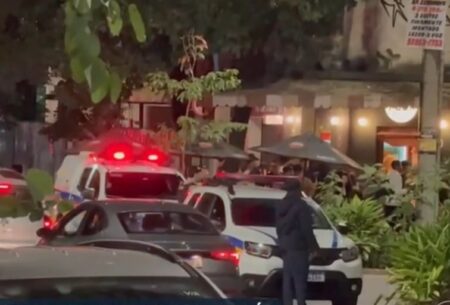 Vazamento de gás mobiliza Bombeiros e fecha rua na Savassi, em BH - Foto: Reprodução