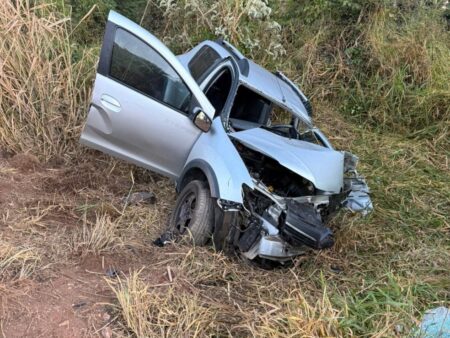 Sargento da PM morre após acidente na BR-262, em Bom Despacho - Foto: Divulgação/PRF