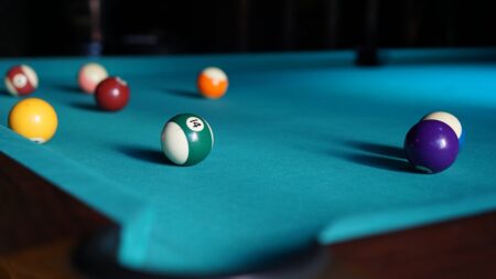 Justiça multa bar por permitir menores jogassem sinuca - Foto: Reprodução/Pixabay -