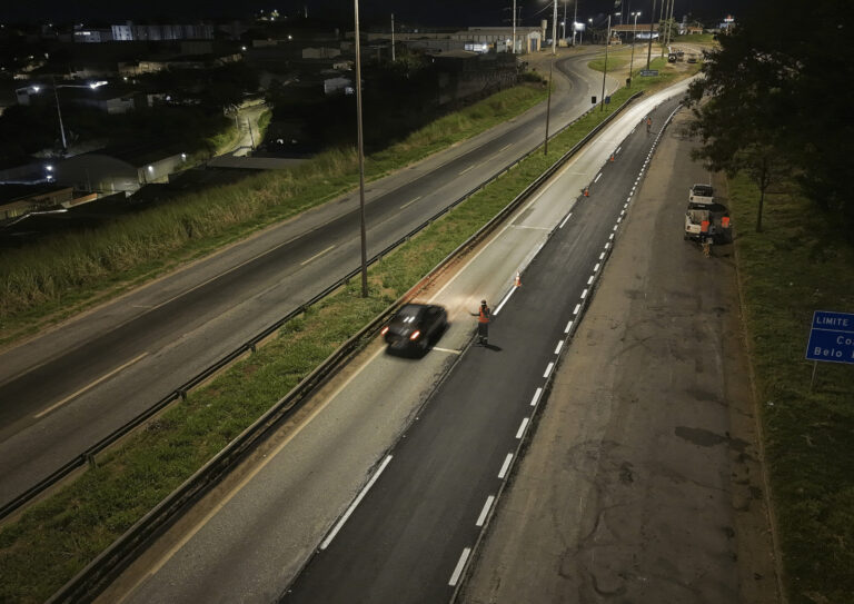 BR-040 recebe novas obras de recapeamento em cinco cidades de MG; veja cronograma - Foto: Divulgação/Via Cristais