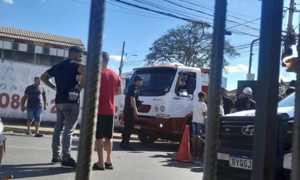 Guarda Municipal de Sete Lagoas afasta agentes envolvidos na morte de caminhoneiro Guarda Municipal de Sete Lagoas afasta agentes envolvidos na morte de caminhoneiro durante procissão de São Cristóvão - Foto: Reprodução