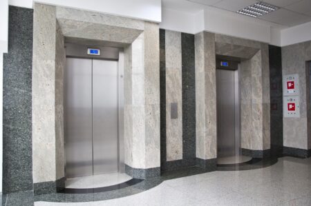 Homem cai no fosso do elevador em Contagem - Foto: Divulgação/Depositphotos