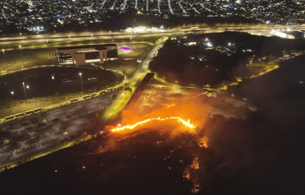 Grande BH registra mais de 250 focos de incêndio em dois dias - Foto: Divulgação/CBMMG