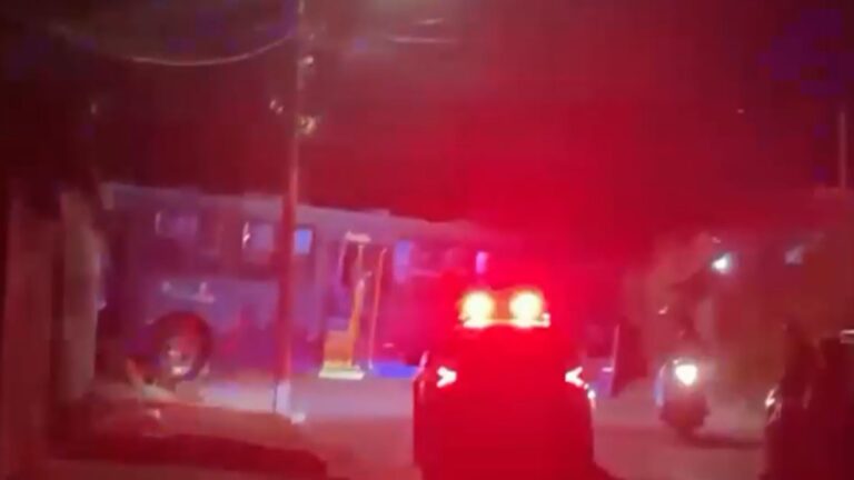 Ônibus desgovernado atinge casa no bairro Salgado Filho, em BH - Foto: Reprodução