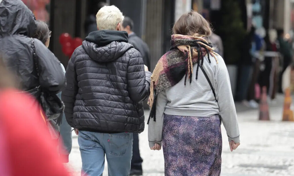 BH entra em alerta por baixas temperaturas até sexta-feira (24) - Foto: Paulo Pinto/Agência Brasil