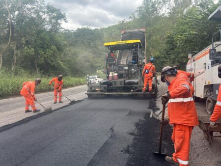 BR-381 tem obras de manutenção do pavimento; veja locais e horários - Foto: Divulgação/Nova 381