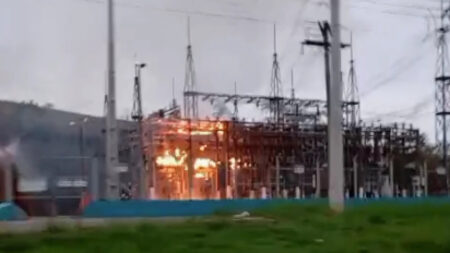 Incêndio em subestação deixa Leopoldina sem energia nesta quinta-feira (25) - Foto: Reprodução/Redes Sociais