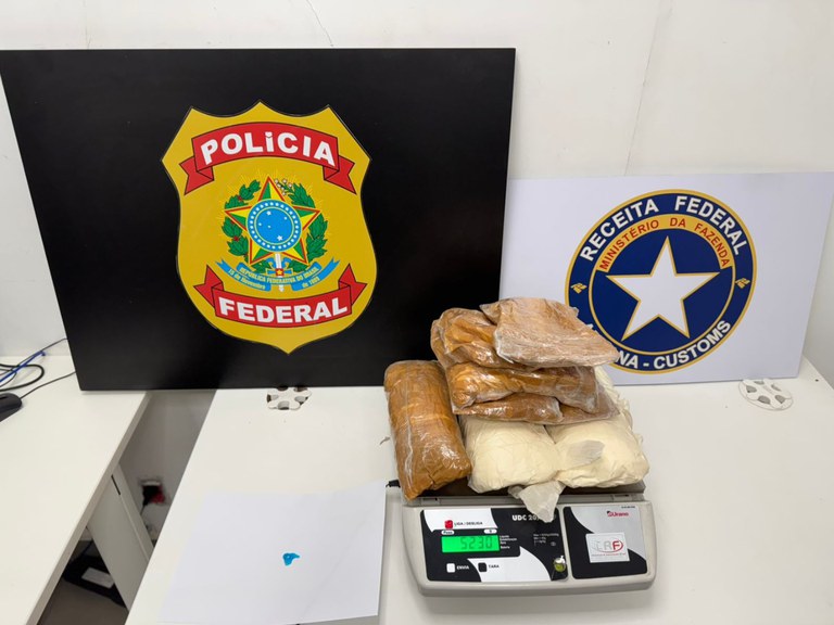 Passageira é presa transportando 5kg de cocaína no Aeroporto de Confins - Foto: Divulgação/PF