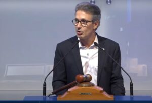 Zema pede punição exemplar em esquema de corrupção na mineração em MG - Foto: Reprodução/B3