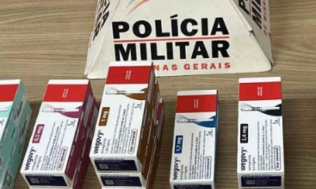 Três homens são presos após assalto a drogaria em Vespasiano - Foto: Divulgação/PM