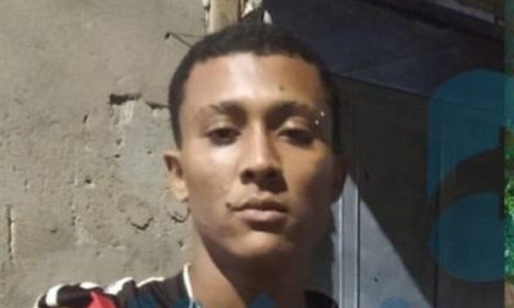 Homem é executado com tiros na nuca enquanto andava de bicicleta em Timóteo - Foto: Reprodução