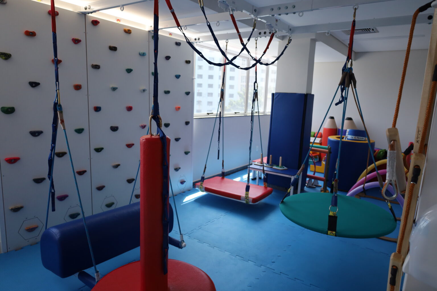 Santa Casa BH inaugura centro de referência para atendimento a pessoas com autismo Santa Casa BH inaugura centro de referência para atendimento a pessoas com autismo - Foto: Divulgação/Santa Casa BH