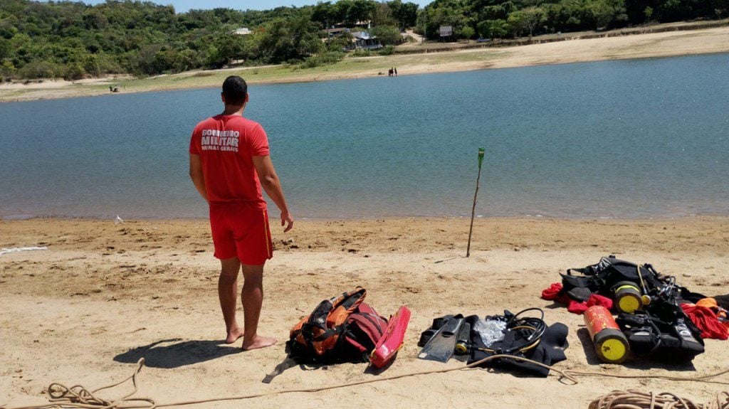 Homem desaparece após se afogar na lagoa Várzea das Flores, em Betim - Foto: Divulgação/Corpo de Bombeiros