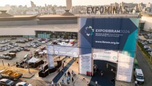 EXPOSIBRAM 2026 abre inscrições para congresso que reúne líderes da mineração em BH EXPOSIBRAM 2026 abre inscrições para congresso que reúne líderes da mineração em BH - Foto: Divulgação/Ibram