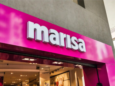 Procon multa Marisa em mais de R$ 1 milhão por cobrança indevida em faturas de cartão - Foto: Reprodução