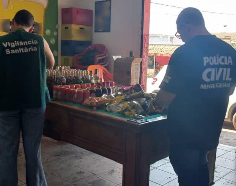 Bar é interditado por vender bebidas falsificadas e cigarros irregulares na Grande BH - Foto: Divulgação/PCMG