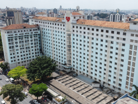 Hospitais filantrópicos acusam PBH de atrasar repasses do SUS em BH - Foto: Divulgação/Santa Casa