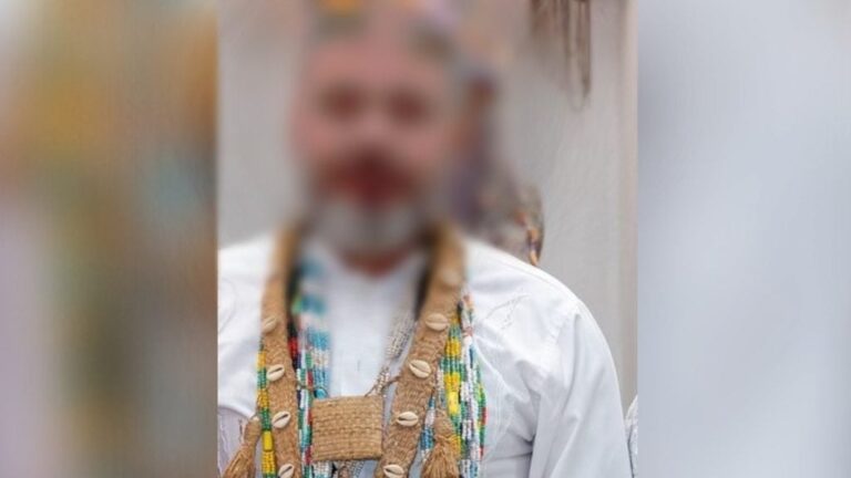 Pai de santo e policial civil é preso em BH por suspeita de abuso sexual Pai de santo e policial civil é preso em BH por suspeita de abuso sexual - Foto: Reprodução/Redes Sociais