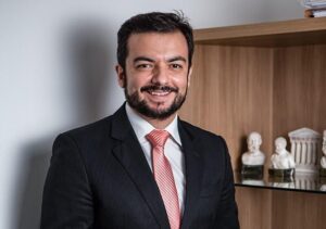 Advogado é morto a facada por cliente dentro de escritório em Viçosa Advogado é morto a facada por cliente durante reunião em Viçosa - Foto: Divulgação