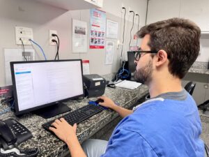 Santa Casa BH adota tecnologia inédita no SUS para aprimorar atendimento médico - Foto: Divulgação/Santa Casa BH