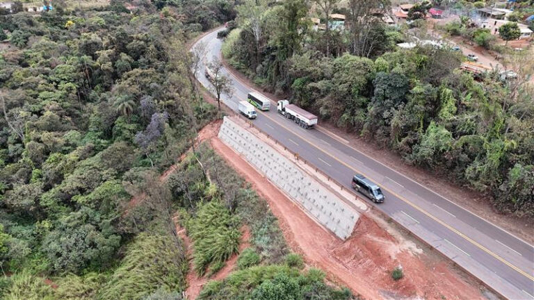 Obras na BR-040 em Congonhas causam interdição parcial nesta segunda-feira (3) - Foto: Divulgação/EPR Via Mineira