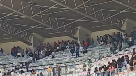 Briga generalizada entre estudantes em BH pode ter sido combinada, afirma secretário Briga generalizada entre estudantes no Mineirão pode ter sido combinada, afirma secretário - Foto: Reprodução/Redes Sociais