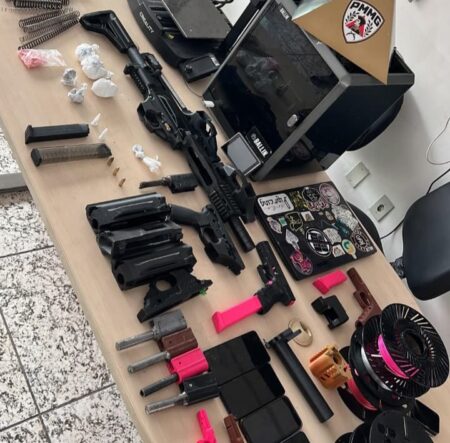 Fábrica clandestina de armas 3D é descobre e fechada em BH - Foto: Divulgação/CBMMG
