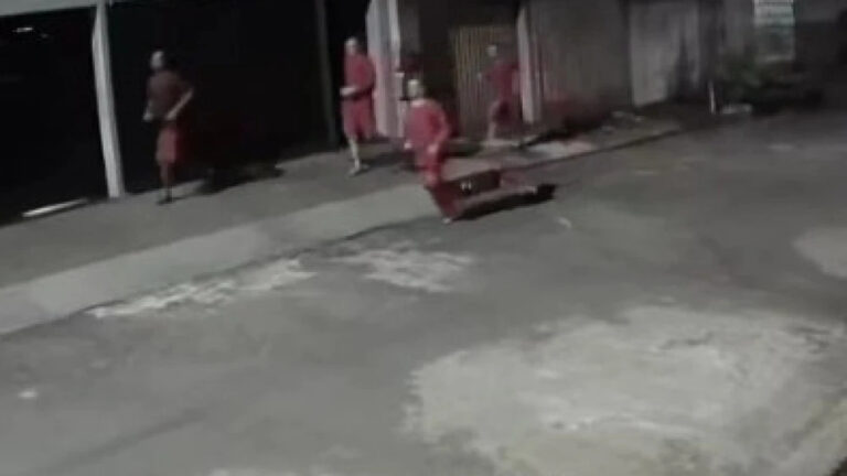 Quatro detentos fogem da Penitenciária de Formiga Quatro detentos fogem da Penitenciária de Formiga - Foto: Reprodução