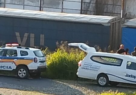 Idosa morre após ser atropelada por trem em Itaúna - Foto: Reprodução/Redes Sociais