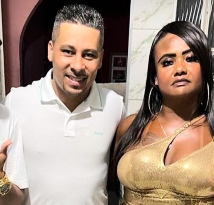 Mulher é presa por matar companheiro com tiro no pescoço no bairro Madre Gertrudes, em BH Mulher é presa por matar companheiro com tiro no pescoço no bairro Madre Gertrudes, em BH - Foto: Reprodução/Redes Sociais