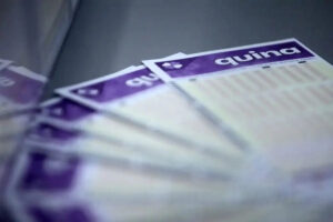 Apostas de MG acertam Quina 6868 e ganham prêmio milionário; veja números Apostas de MG acertam Quina 6868 e ganham prêmio milionário; veja números - Foto: Divulgação/Agência Brasil