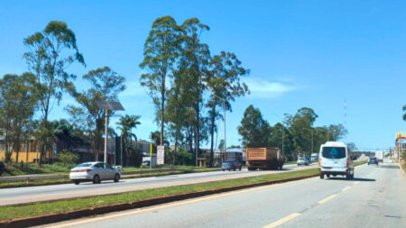 Radares de velocidade média começam a ser testados na BR-040, entre BH e Juiz de Fora Radares de velocidade média começam a ser testados na BR-040, entre BH e Juiz de Fora - Foto: Divulgação/EPR Via Mineira