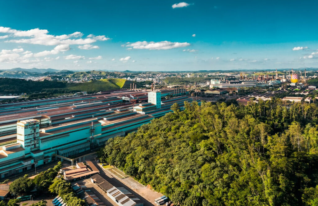 Usiminas abre 340 vagas para aprendizes e estagiários em Minas Gerais - Foto: Divulgação/Usiminas