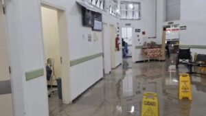 Hospital Alberto Cavalcante retoma atendimentos após rompimento de tubulação em BH - Foto: Reprodução