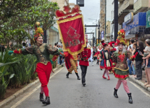 Programação artística do Sonho de Natal Barbacena 2025 entra na reta final e tem Parada Natalina neste domingo Screenshot 20251217 162811 Fotos