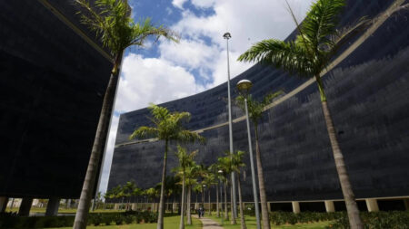 Zema sanciona lei que cria novo 'Detran' em Minas Gerais - Foto: Gil Leonardi/Imprensa MG