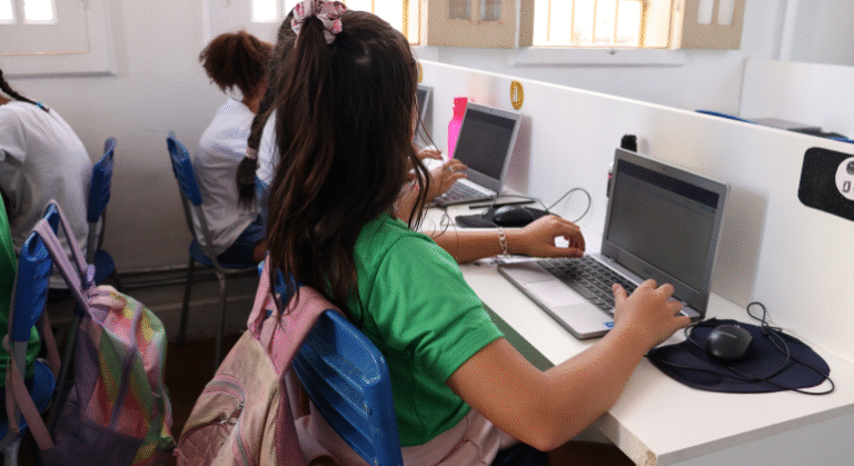 Veja como consultar o resultado do cadastro escolar 2026 em BH - Foto: Divulgação/PBH