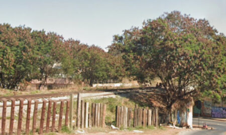 Homem é encontrado morto próximo à linha férrea no bairro Vista Alegre, em BH - Foto: Reprodução/Google Maps