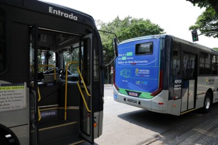 BH amplia oferta de ônibus na madrugada e cria nova linha do Move para atender regiões de bares e centro BH amplia oferta de ônibus na madrugada e cria nova linha do Move para atender regiões de bares e centro - Foto: Divulgação/PBH