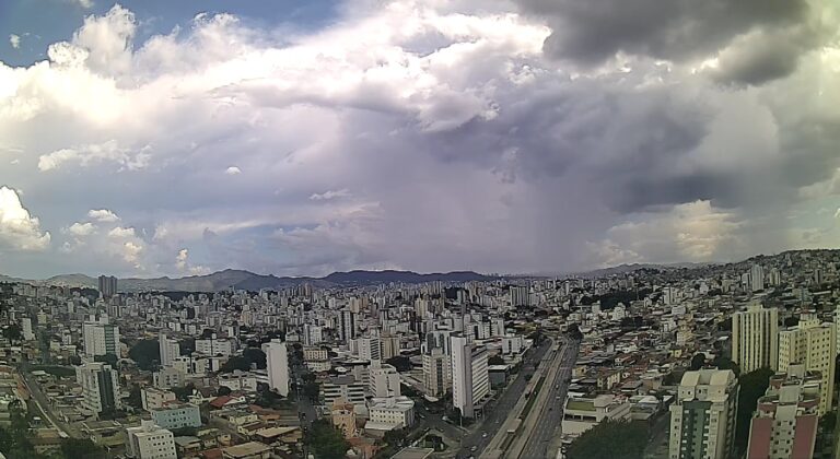 Chuva forte atinge BH e Defesa Civil emite alerta - Foto: Clima ao Vivo