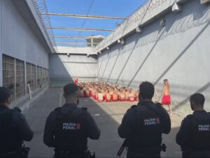 Operação em presídios de MG transfere 10 detentos apontados como chefes do crime Operação em presídios de MG transfere 10 detentos apontados como chefes do crime - Foto: Divulgação/Sejusp