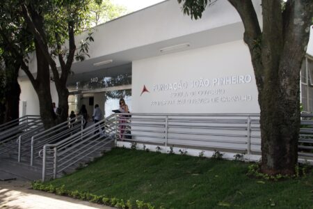 Fundação João Pinheiro abre concurso público com 26 vagas e salários de até R$ 9,6 mil - Foto: Divulgação/Fundação João Pinheiro