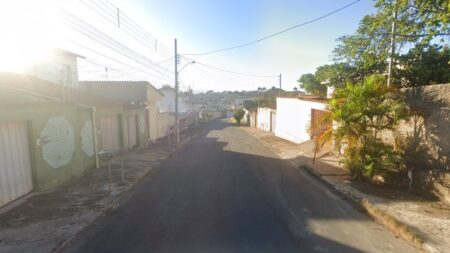 Tio é morto a tiros pelo sobrinho após discussão em Santa Luzia - Foto: Reprodução/Google Street View