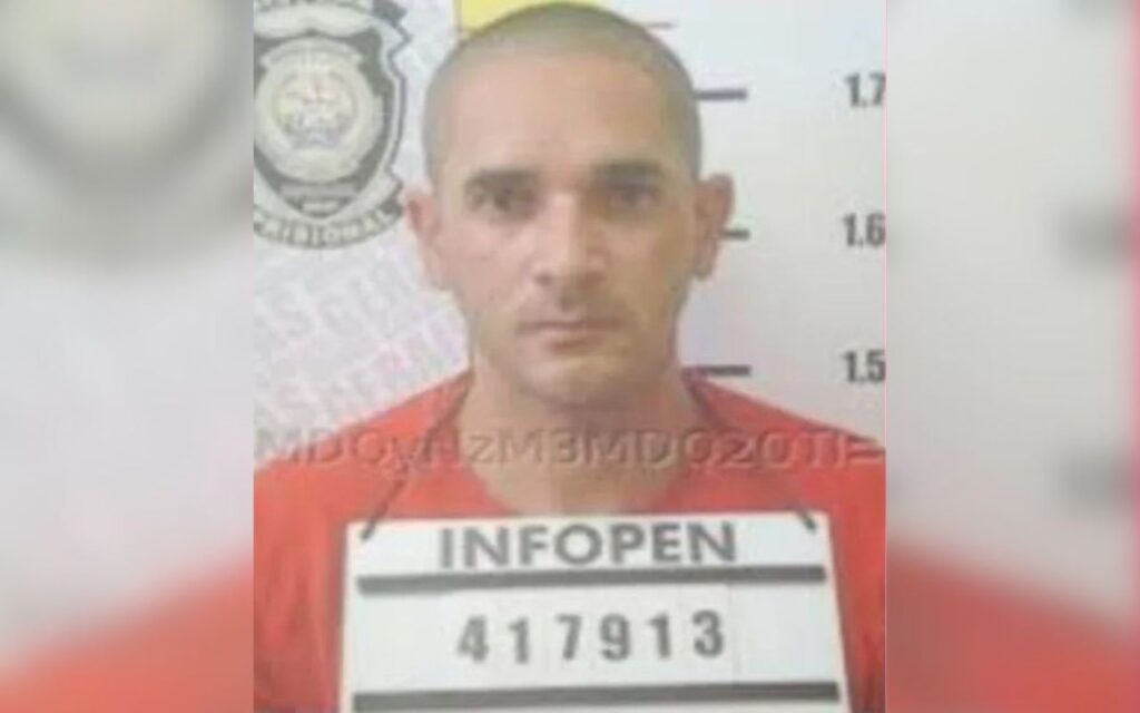 Sonny Clay fez cirurgias plásticas no rosto para despistar polícia Sonny Clay fez cirurgias plásticas para despistar polícia - Foto: Divulgação