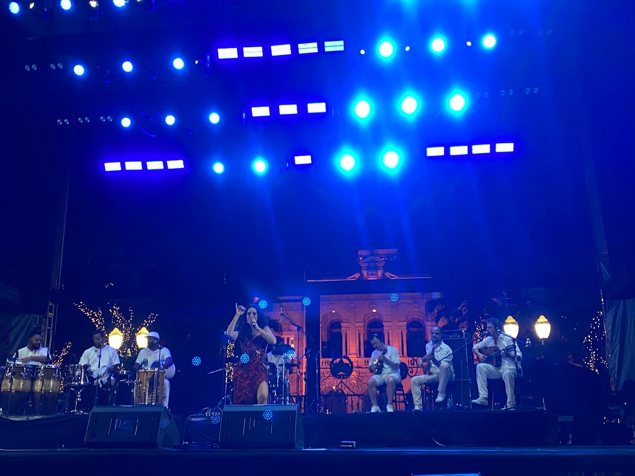 FOTOS: Multidão acompanha Virada da Liberdade com shows, drones e fogos - Foto: Por Dentro de Minas / Elberty Valadares